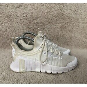 Nike Free Metcon 6 Low White Shoes Sneakers FJ7126-101 Lace up Women’s Size 6.5
